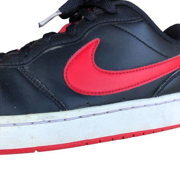 NIKE court borough low 2 'Bred' black university red size 8.5 - Picture 12 of 15